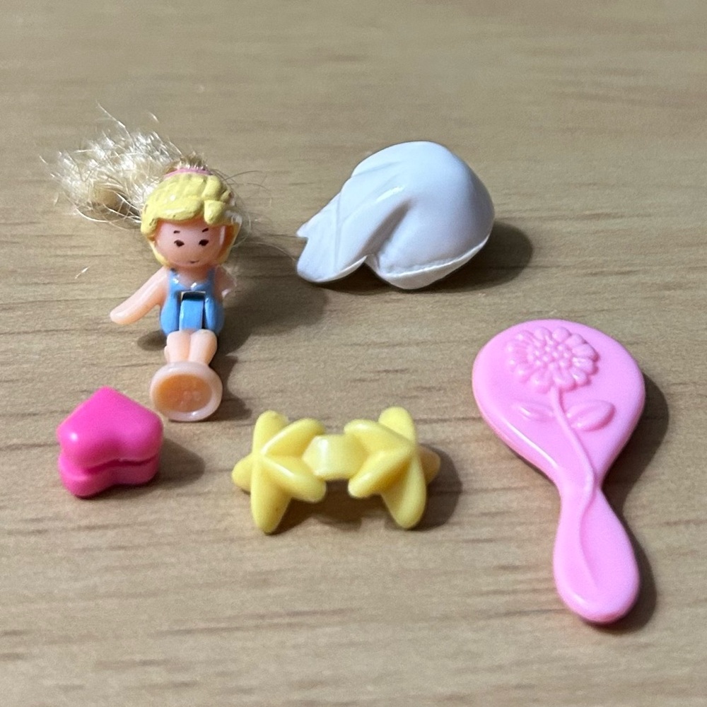 1995 Stylin' Salon Polly Pocket Compact - Picture 7 of 9
